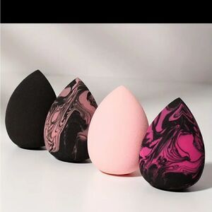 Makeup Sponges (Pack of 4) Brand New Wet/Dry Use